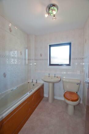 Bathroom-1.jpg