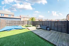 192, Halter Way, Andover SP11 6BF