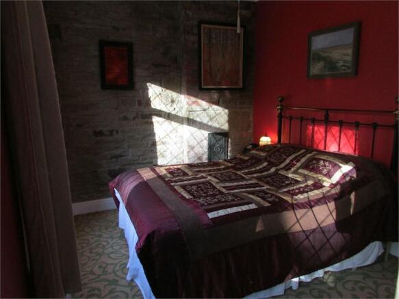 Photo 9