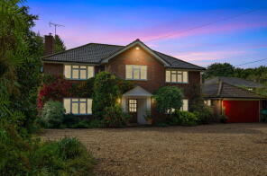 Woodlands, Redwood Lane, Medstead, Alton GU34 5PE