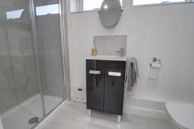 Ensuite