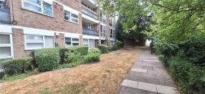 13, Woburn, Clivedon Court, London W13 8DS