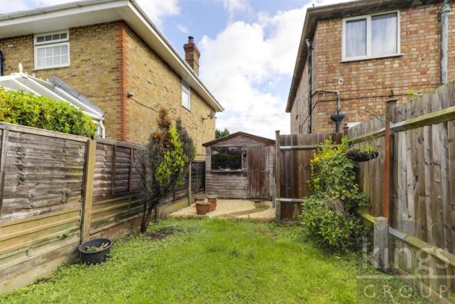 14 Ferdale Gardens_3.jpg