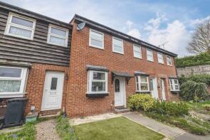 25, Harkness Road, Slough SL1 7BL
