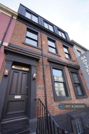 House in Newcastle Upon Tyne - More