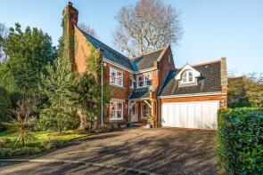 6, Upper Walk, Virginia Water GU25 4SN
