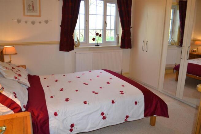 BED 2.jpg
