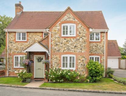 Hambye Close, Lacey Green, Princes Risborough, HP27