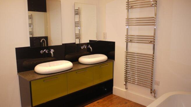 Stunning Bathroom!