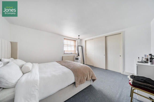 Main Bedroom