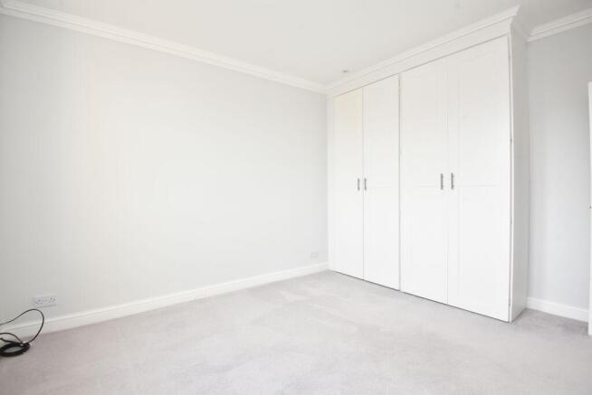 2 bed Flat for sale Image 11