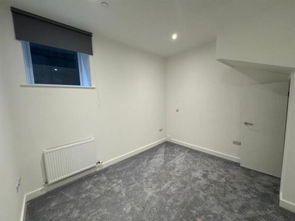 2 bed Apartment for sale Image 9