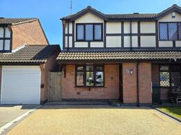 12, Amy Close, Coventry CV6 6NZ