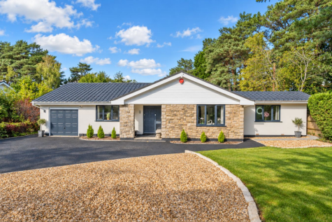 Ashley Drive North, Ashley Heath, Ringwood, BH24
