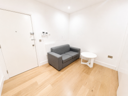 Flat 33, 23 59 Trinity Square, Staines Road, Hounslow TW3 3FY