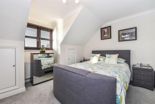 Bedroom.jpg
