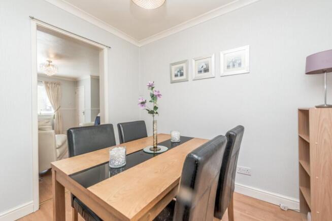 3 bed Terraced for sale Image 5