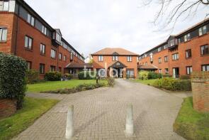 19, 65 Kingswell, Imperial Avenue, Westcliff-on-sea SS0 8NZ