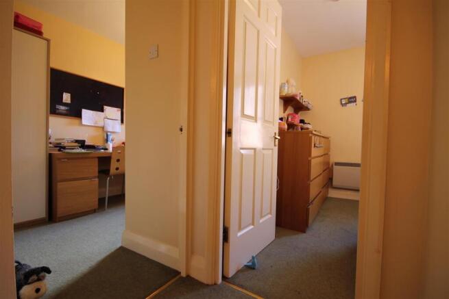 Apartment in City Centre - More