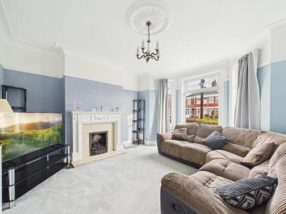 Waldegrave Avenue,  Hull, HU8 photo 4