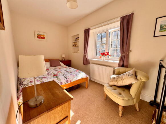 2 bed Cottage for sale Image 6
