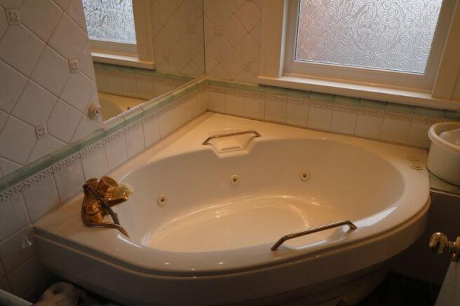 Bathroom 2
