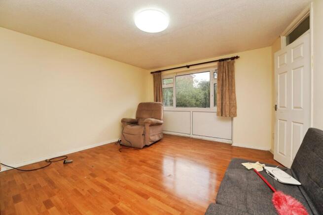 Broad Oak Way, CHELTENHAM, Gloucestershire, GL51 photo 4