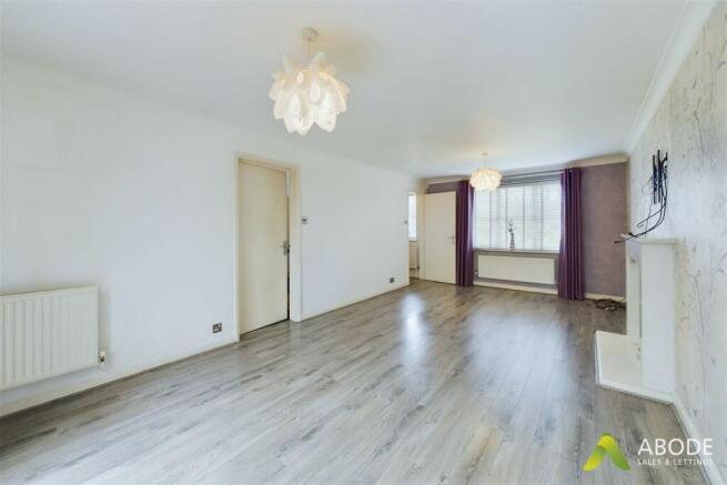 CAM01754G0-PR0199-STILL022.jpg