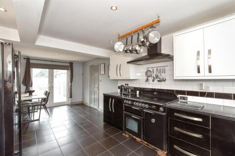 Marden Avenue, Chichester, West Sussex