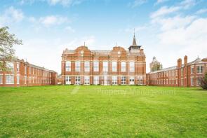Flat 5, West Hall, Beningfield Drive, St. Albans AL2 1FD