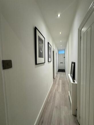 Hallway.jpg