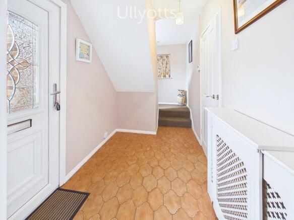 2 bed Semi-Detached for sale Image 3