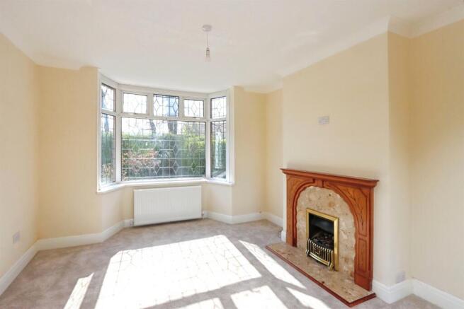 3 bed Semi-Detached for sale Image 6