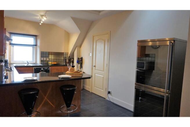Kitchen / Breakfast