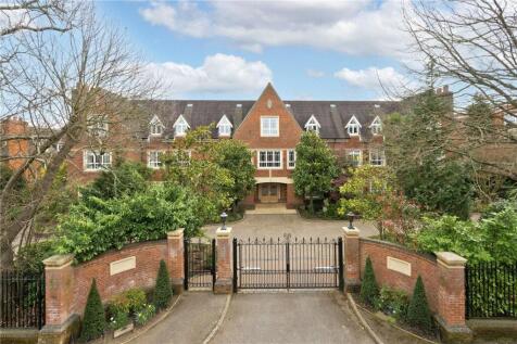 Ormonde Place, Old Avenue, Weybridge, Surrey, KT13