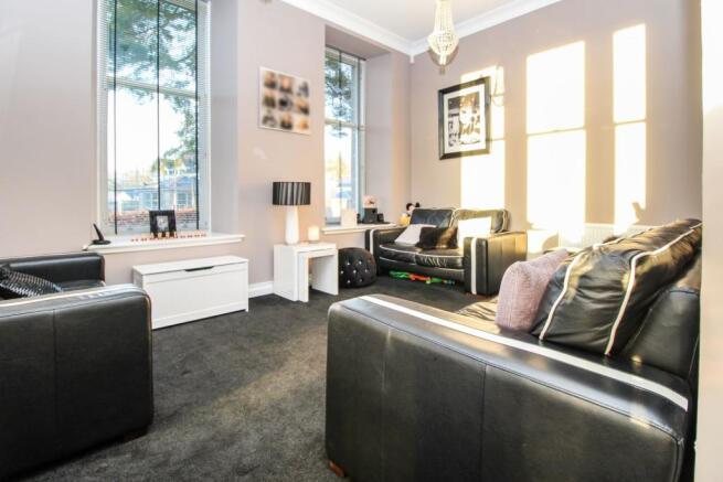 Lounge / Kitchen