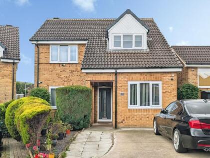 Carnoustie Grove, Cottingley, Bingley, BD16