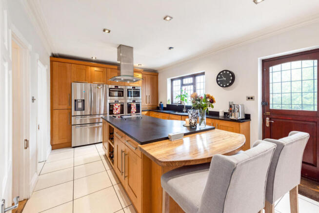 Bridge Road, Sarisbury Green, Southampton photo 4