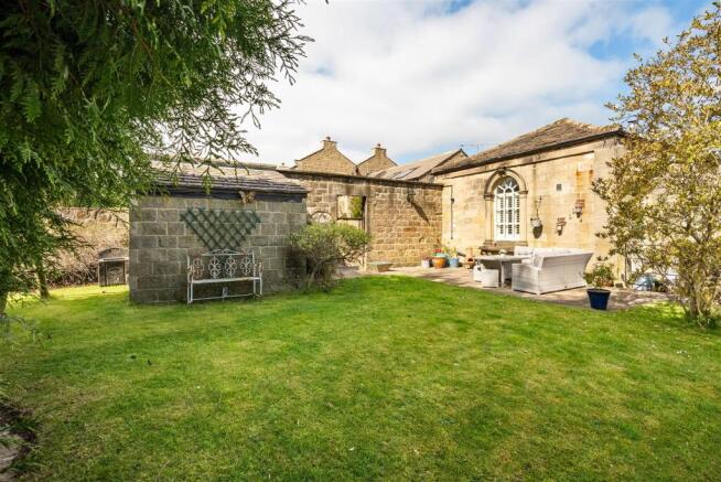 Private lawned Garden