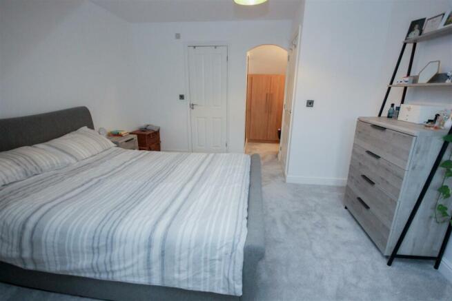 Master Bedroom 2.jpg