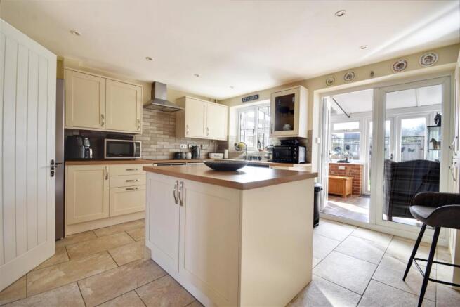Kitchen / breakfast room