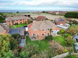 8, Farm Close, Whitby YO21 3LS