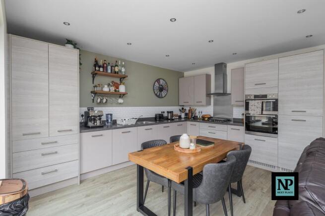 Kitchen / Diner