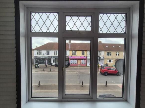 Top Flat,  Filton Avenue, Horfield, Bristol photo 4
