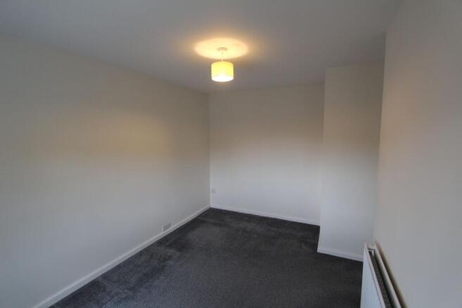 3 bed Semi-Detached to rent Image 10