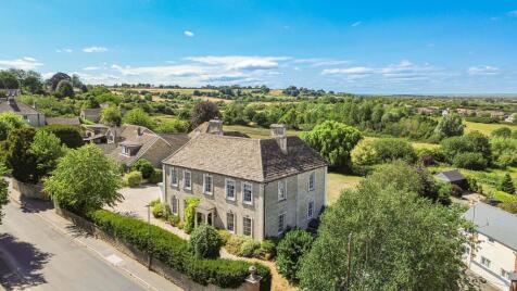 High Street, Purton, SN5