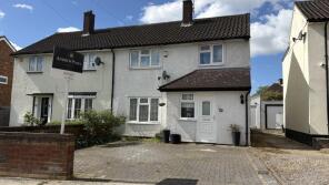 30, Newnham Avenue, Ruislip HA4 9RN