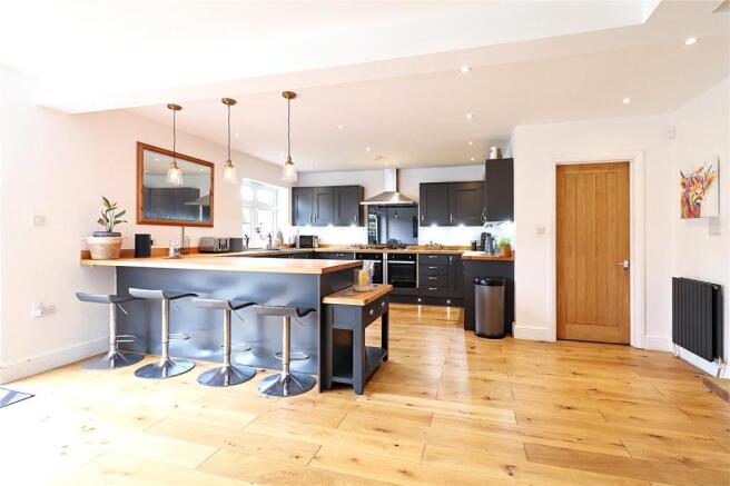 Kitchen Diner