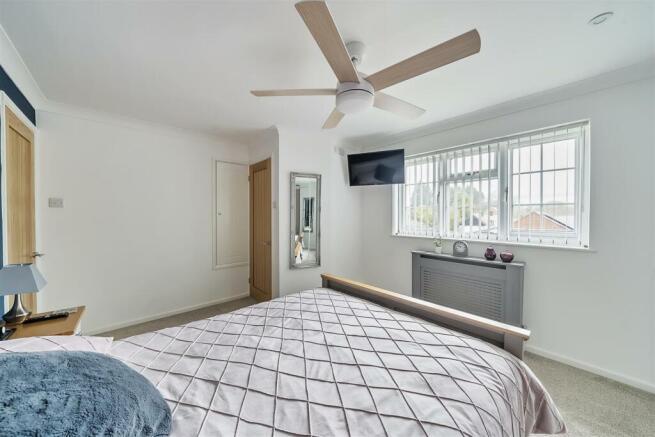 Bedroom.jpg