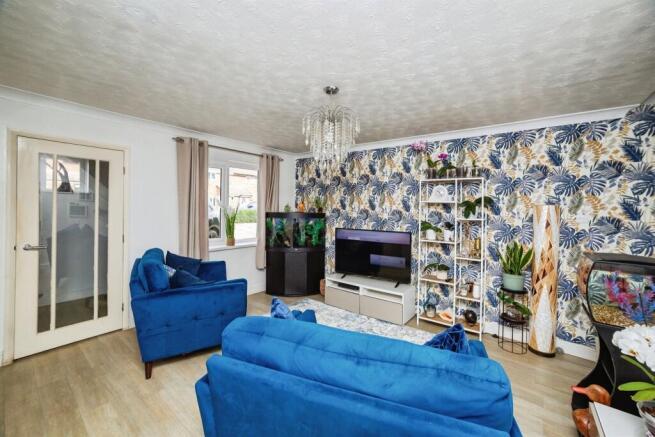 2 bed Semi-Detached for sale Image 7